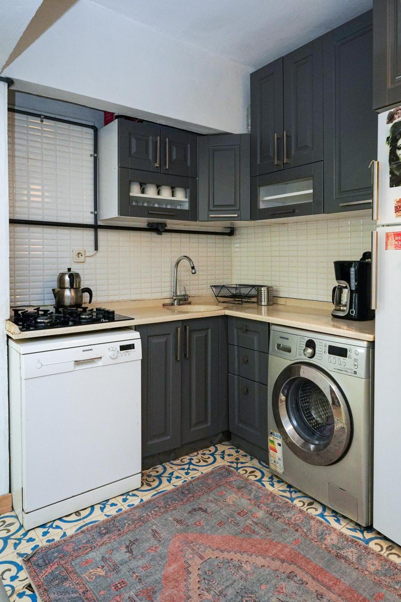 Galata Garden -1 *